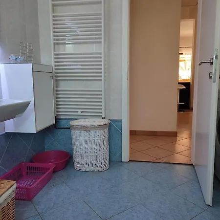 House Andrea With Pool