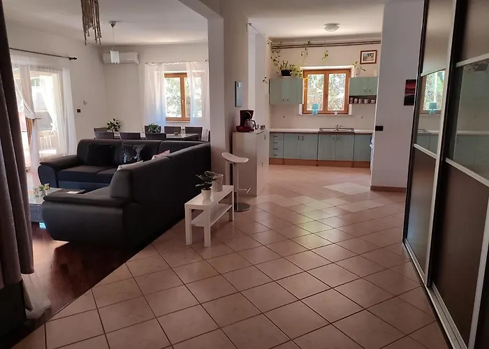 House Andrea With Pool * Umag